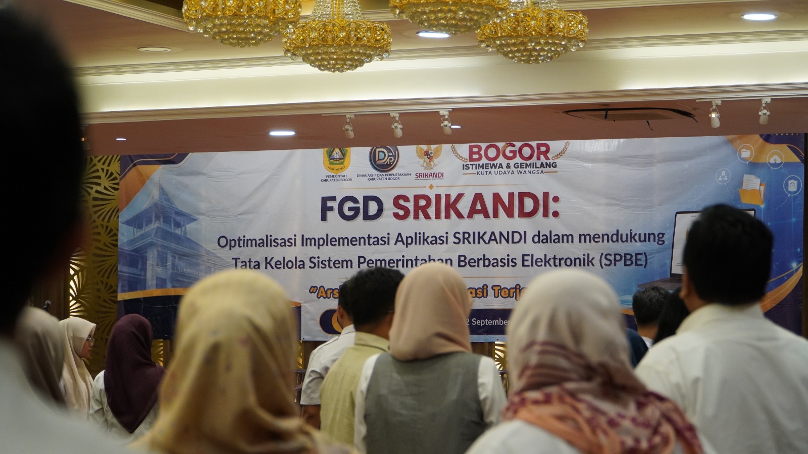 Menatap Masa Depan Kearsipan Kabupaten Bogor: Dinas Arsip dan Perpustakaan Optimalkan SRIKANDI melalui FGD
